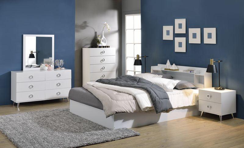 ACME Perse Queen Bed, White Finish FredCo